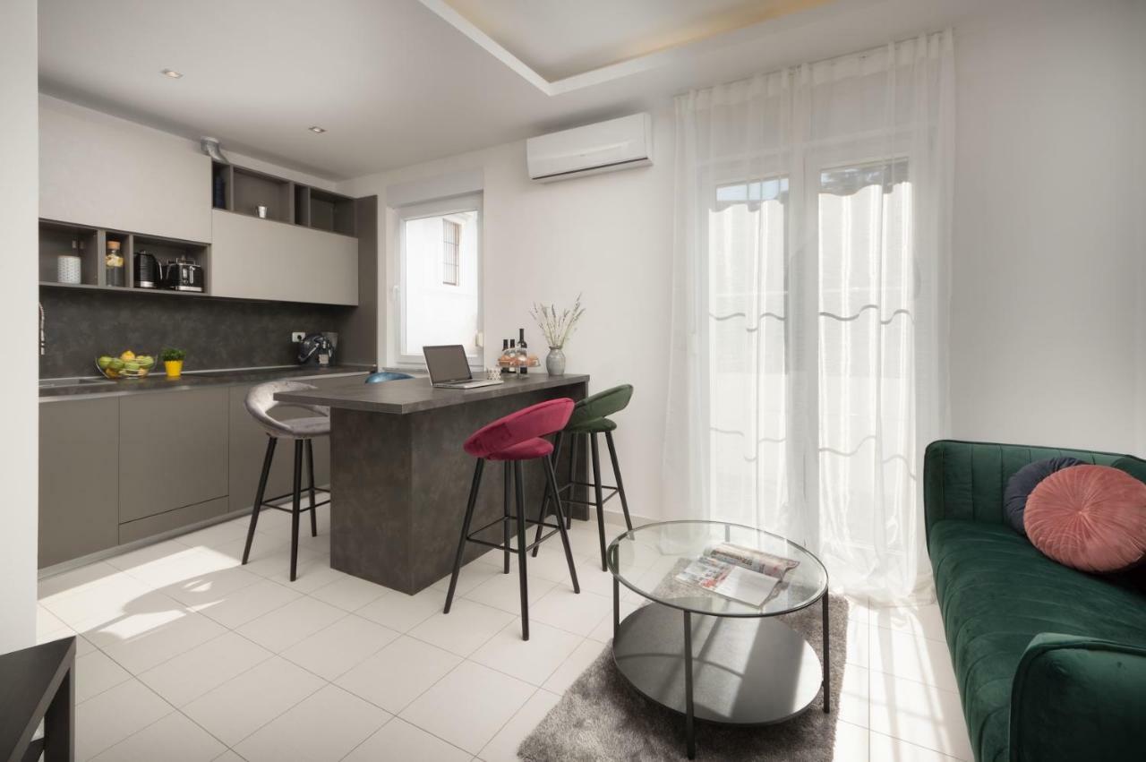 Carducci Apartment - Center Pula Exterior photo